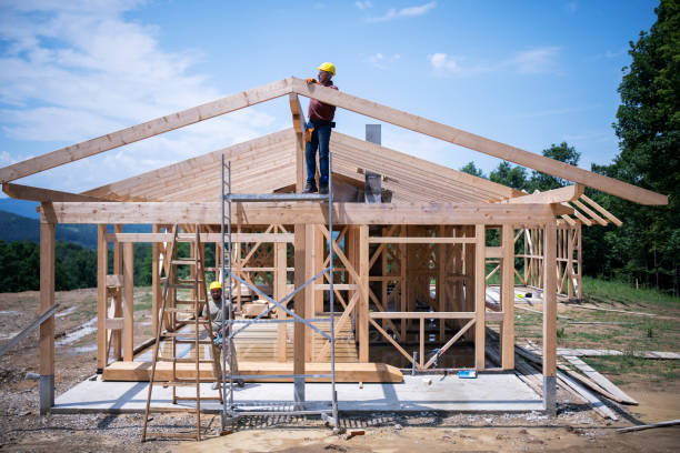 Best Emergency Roof Repair  in Minot Af, ND